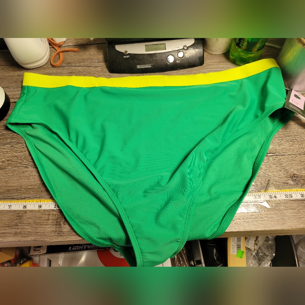 Wild Fable NWT Size 2X 20-22 High‎ Waist Swim Bottoms Green